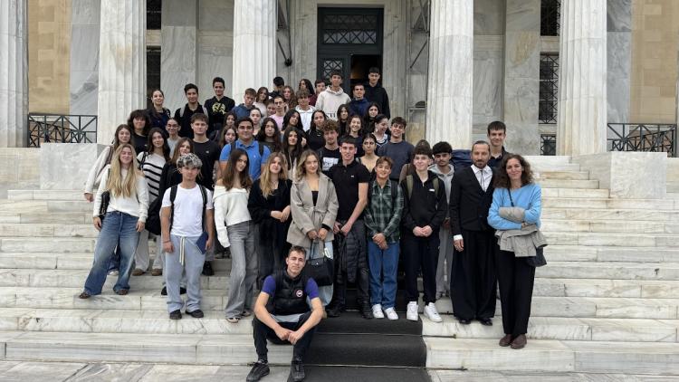 Semaine de la démocratie scolaire : les délégués du LFHED au Parlement et à l’Institut français !